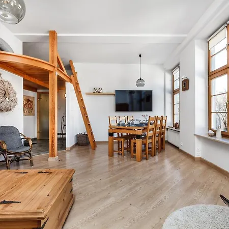 Old Town Piwna Apartment *